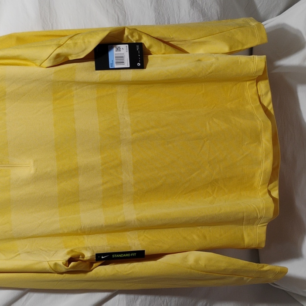 SALE! NWT Nike Dri Fit Golf Shirt Sz.M - Picture 3 of 9